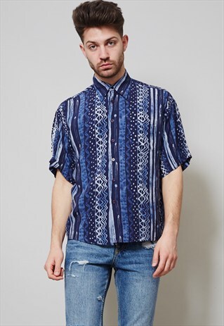 VINTAGE 90S BLUE BATIK PRINT SHIRT