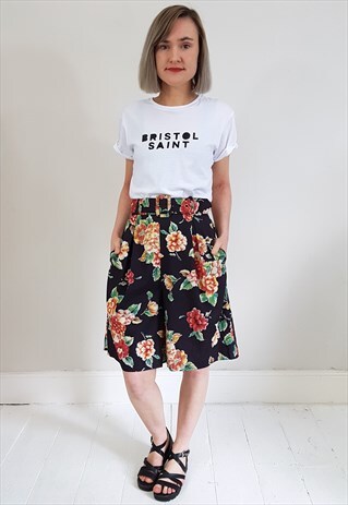 VINTAGE 90'S BLACK FLORAL CULOTTES SHORTS W/ BELT AND POCKET