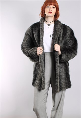 VINTAGE 80S OVERSIZE STRIPED FAUX FUR COAT