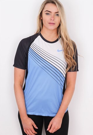 VINTAGE NIKE T SHIRT CGBTN15