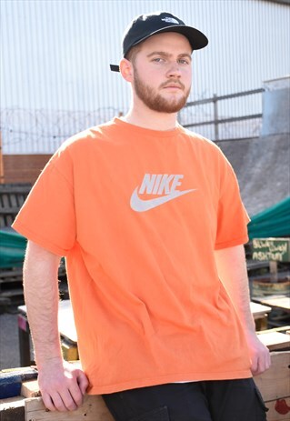 VINTAGE NIKE ORANGE WIDE FIT T-SHIRT WITH BIG SILVER LOGO