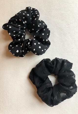SET OF 2 SCRUNCHIES - BLACK SPOTS