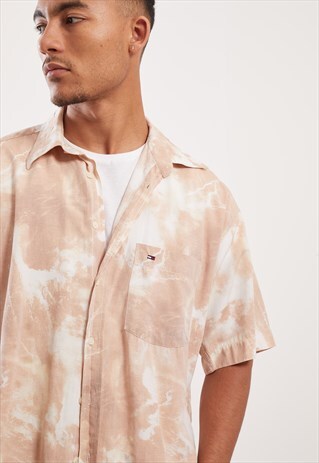 VINTAGE TOMMY HILFIGER PATTERNED FESTIVAL SHIRT