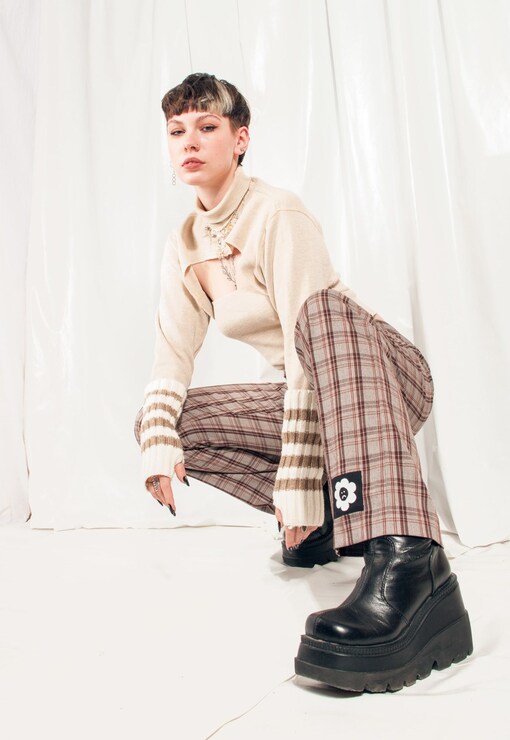 garment image