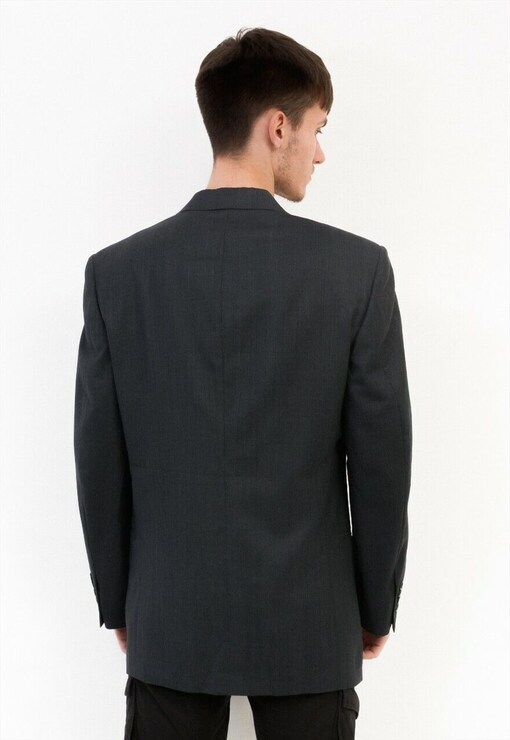 garment image