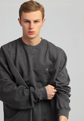 VINTAGE CHAMPION SWEATSHIRT