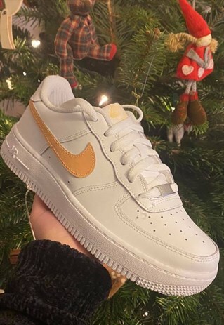 nike peach contrast swoosh air force 1 trainers