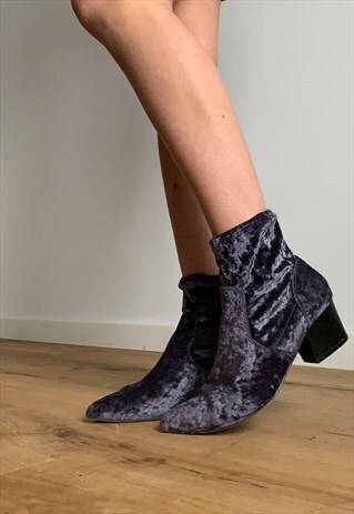 VINTAGE VELVET PURPLE ANKLE BOOTS