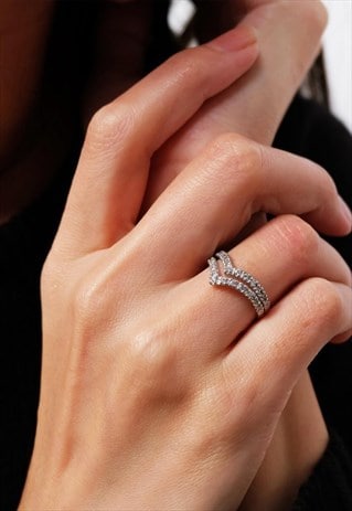 DOUBLE CZ CHEVRON STERLING SILVER RING