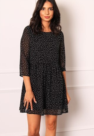 SPOT THREE QUARTER SLEEVE RELAXED BABYDOLL SMOCK DRESS