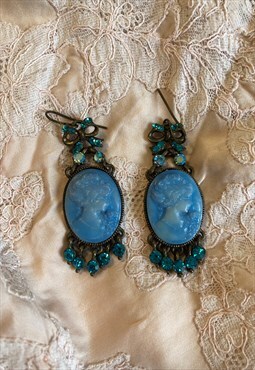 Gold vintage baroque cameo regency style hook earrings
