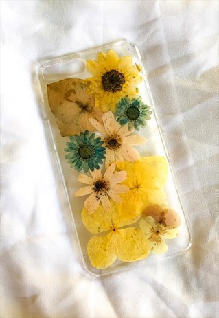 IPHONE 7 PLUS AND IPHONE 8 PLUS PRESSED FLOWER PHONE CASE