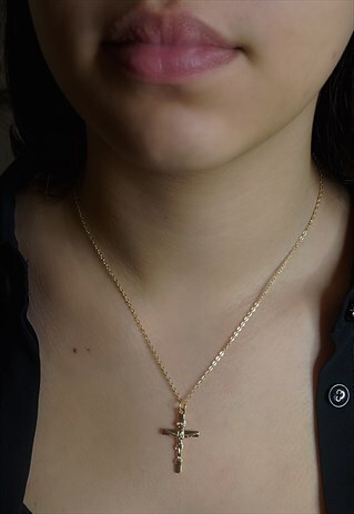 VINTAGE STYLE 14K GOLD PLATED DETAILED CROSS PENDANT