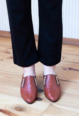 Brown pointed soft vintage shoes