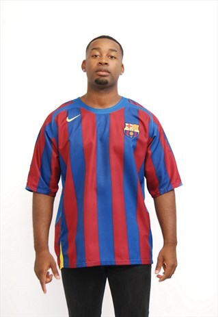 BARCELONA 05/06 HOME FOOTBALL SHIRT 5 PUYOL