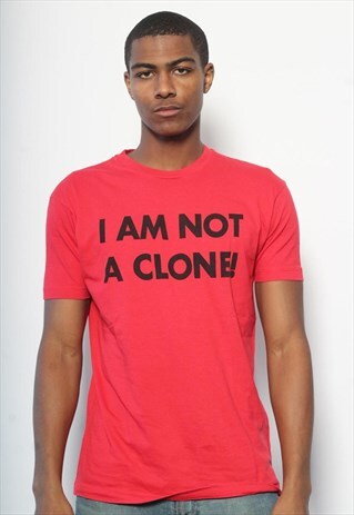 VINTAGE MOSCHINO T-SHIRT RED