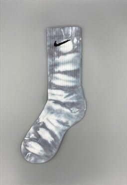 Nike Unisex Tie-Dye Socks - Grey  