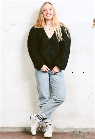 VINTAGE 90S OVERSIZED FUZZY SWEATER