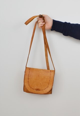 LEATHER HIP BAG