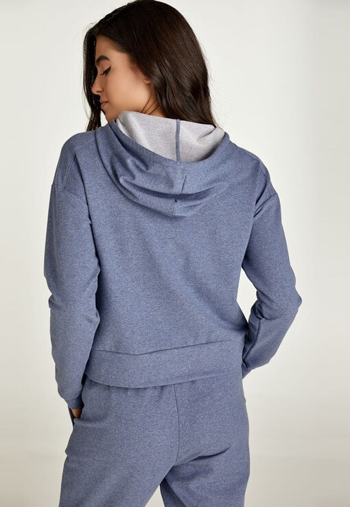 garment image
