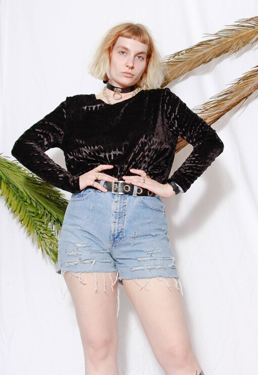 garment image