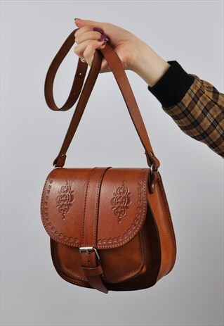 VINTAGE 1970'S TOOLED BROWN LEATHER BAG