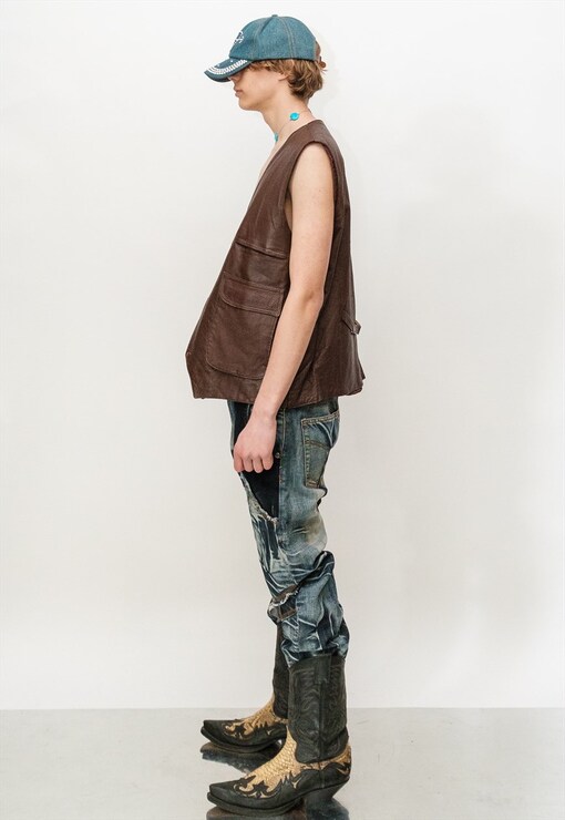 garment image