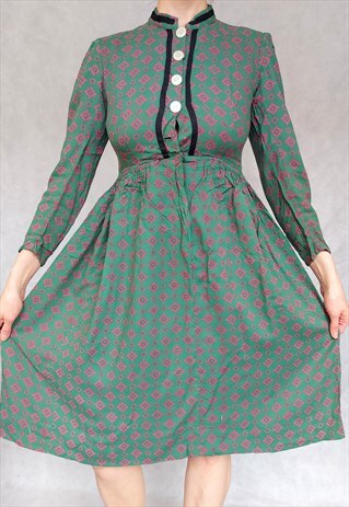 Vintage Green Short Dirndl Dress, Small Size Dress, Green 