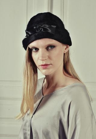 VINTAGE 60'S BLACK BOW HAT