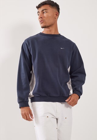 VINTAGE NIKE SWEATSHIRT
