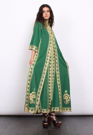 VINTAGE 70S GREEN MOROCCAN EMBROIDERED KAFTAN TWO PIECE SET