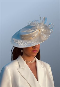 Vintage White Occasion Hat