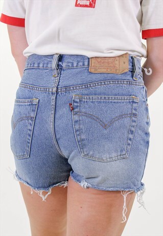 VINTAGE LEVIS LIGHT BLUE DENIM SHORTS