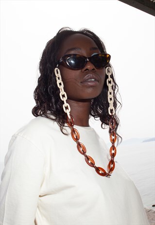 "RACHEL" SUNGLASSES CHAIN
