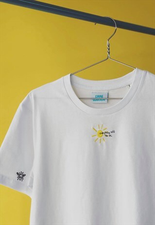 ORGANIC UNISEX T-SHIRT IN WHITE WITH SUN AND BEE EMBROIDERY