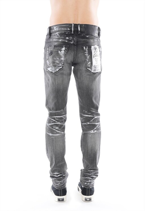 garment image