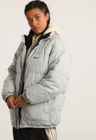 VINTAGE NIKE PADDED PUFFER JACKET