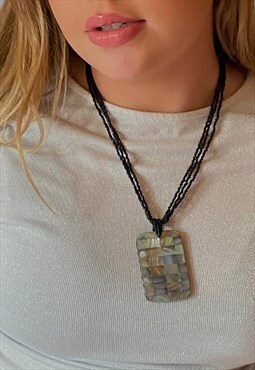 Rectangle Shell Detail Bead Necklace