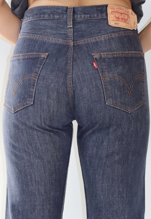 garment image