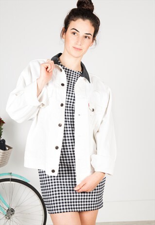 VINTAGE 80S LEVIS CONTRAST COLLAR JACKET /AVELINASREWORKS/