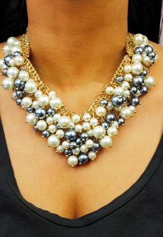 PEARL GOLD CHAIN CHUNKY STATEMENT NECKLACE