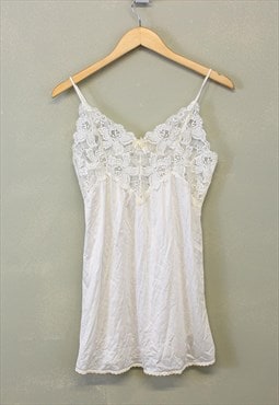 Vintage Y2K Lace Cami Top White With Floral Details 