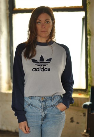 VINTAGE 80'S ADIDAD TREFOIL SWEATER