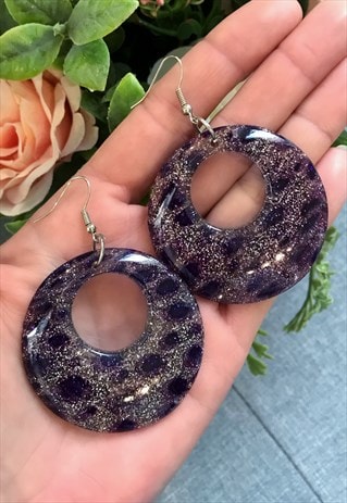 PURPLE ANIMAL PRINT GLITTER DANGLE EARRINGS