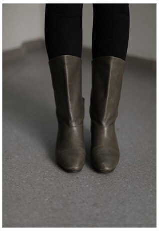 VINTAGE 70'S KHAKI LEATHER ANKLE BOOTS