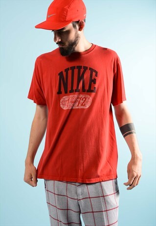 VINTAGE NIKE TEE SHIRT