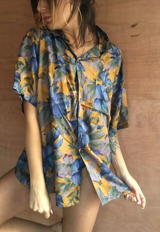 OVERSIZED RETRO 90S 80S VINTAGE UNISEX FESTIVAL SHIRT. ALL O