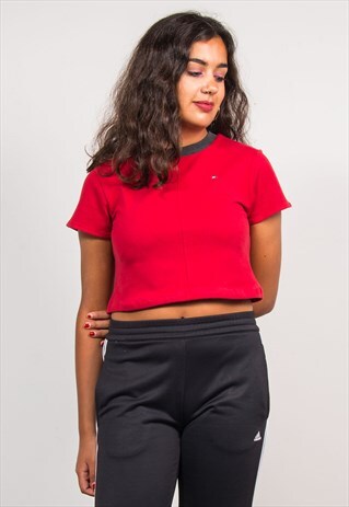 VINTAGE REWORK 90'S RED TOMMY HILFIGER CROPPED T-SHIRT