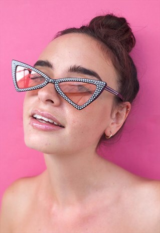 BLACK IRREGULAR FRAMED SUNGLASSES