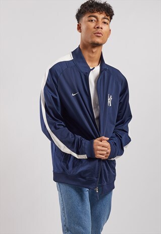VINTAGE NIKE TRACK JACKET
